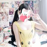 Twitter萝莉〖小埋长不高〗可爱私拍，奶油肌肤挺乳粉穴在外是老师同学眼中的乖乖女在家是小母狗