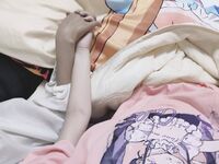 Twitter萝莉〖小埋长不高〗可爱私拍，奶油肌肤挺乳粉穴在外是老师同学眼中的乖乖女在家是小母狗