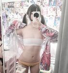 Twitter萝莉〖小埋长不高〗可爱私拍，奶油肌肤挺乳粉穴在外是老师同学眼中的乖乖女在家是小母狗