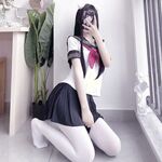 The most beautiful girl with 210,000 followers on Twitter squirts the Loli Princess [Rabbit Loves Squirting]. Subscribe to private photos, and she can be salty or sweet in various uniforms and expose props Ziwei outdoors in front of people.