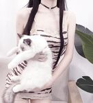 The most beautiful girl with 210,000 followers on Twitter squirts the Loli Princess [Rabbit Loves Squirting]. Subscribe to private photos, and she can be salty or sweet in various uniforms and expose props Ziwei outdoors in front of people.