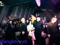 [คนดังรั่วไหล] ผู้มีชื่อเสียงทางอินเทอร์เน็ตแถวที่ 18 [เจียงเหวินซาน] มีเซ็กส์กับสปอนเซอร์ทางการเงินของเธอในโรงแรม เธอมีเพลงต้นฉบับอยู่สองสามเพลงและงานประจำวันของเธอคือการฝังเข็มในไนท์คลับ