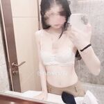 Twitter ロリータ〖YunaNic02〗彼女は幼い頃から父親に似ていて、外では教師やクラスメートから見れば良い子ですが、家ではちょっとビッチです。