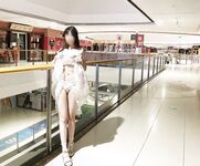 Twitter萝莉〖wanw2002〗露出调教商场车库楼道吃鸡啪啪，高挑完美身材被大肉棒狠干超极品反差