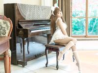 シリー・モモの「The Little Wife」