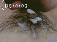 推特极其淫荡骚妻【DC10102】订阅，蜜穴粉嫩3P露出道具紫薇高潮喷水不止