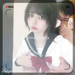 推特13萬粉蘿莉風coser可鹽可甜TS娘【小舞醬】露臉私拍，嗲聲嗲氣3P前後夾擊直男最愛