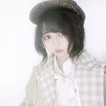 推特13萬粉蘿莉風coser可鹽可甜TS娘【小舞醬】露臉私拍，嗲聲嗲氣3P前後夾擊直男最愛