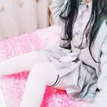 推特13萬粉蘿莉風coser可鹽可甜TS娘【小舞醬】露臉私拍，嗲聲嗲氣3P前後夾擊直男最愛