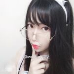 推特13萬粉蘿莉風coser可鹽可甜TS娘【小舞醬】露臉私拍，嗲聲嗲氣3P前後夾擊直男最愛