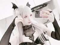 Twitter Lolita [Yinglili] เทพธิดาแห่งความงามที่ดีที่สุดดูภายนอกค่อนข้างเงียบสงบ แต่เธอก็มีความเจ้าชู้เป็นการส่วนตัว และส่วนที่เป็นสีชมพูของเธอก็ล้อเล่นกับพร็อพไมร์เทิลสีม่วง