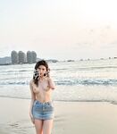 Koleksi pemandangan Dirty Laura, wanita cantik itu