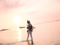 G44不会受伤- NO.74 碧蓝档案黑见芹香泳装