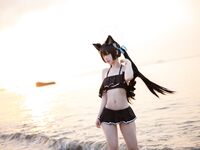 G44不会受伤- NO.74 碧蓝档案黑见芹香泳装