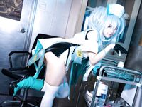 G44 จะไม่ได้รับบาดเจ็บ - NO.99 ฟลอเรน สามเซ็ต