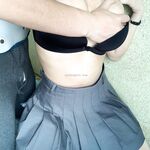 何千人もの人々が、個人的に撮影された Twitter の最高の巨乳で脚の長い女性 [Freya] を購入したいと考えています。彼女は公園や地下鉄で露出され、胸が脱げるまでセックスパートナーに犯されました。