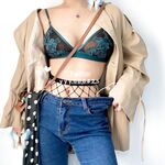 何千人もの人々が、個人的に撮影された Twitter の最高の巨乳で脚の長い女性 [Freya] を購入したいと考えています。彼女は公園や地下鉄で露出され、胸が脱げるまでセックスパートナーに犯されました。