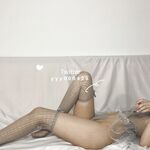 何千人もの人々が、個人的に撮影された Twitter の最高の巨乳で脚の長い女性 [Freya] を購入したいと考えています。彼女は公園や地下鉄で露出され、胸が脱げるまでセックスパートナーに犯されました。