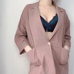 何千人もの人々が、個人的に撮影された Twitter の最高の巨乳で脚の長い女性 [Freya] を購入したいと考えています。彼女は公園や地下鉄で露出され、胸が脱げるまでセックスパートナーに犯されました。