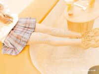 트위터의 유럽 및 미국 거대 수탉 마스터 [BBB 삼촌]과 비교할 때 수탉은 소녀의 팔뚝만큼 두껍고 수탉에 유명한 시계를 착용 한 소녀는 오쟁이 진 남편 노예와 함께 움찔합니다.