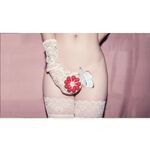 트위터 팔로어 30명을 보유한 인터넷 연예인 암캐 [바실레바의 일기 Vasileva1122]가 복지 개인 사진 촬영에 등장했습니다. 암캐는 소변을 마시고 두 번 성관계를 갖도록 훈련 받았습니다.