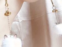 트위터 팔로어 30명을 보유한 인터넷 연예인 암캐 [바실레바의 일기 Vasileva1122]가 복지 개인 사진 촬영에 등장했습니다. 암캐는 소변을 마시고 두 번 성관계를 갖도록 훈련 받았습니다.