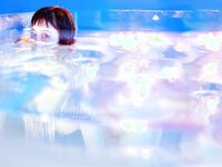 트위터 팔로어 30명을 보유한 인터넷 연예인 암캐 [바실레바의 일기 Vasileva1122]가 복지 개인 사진 촬영에 등장했습니다. 암캐는 소변을 마시고 두 번 성관계를 갖도록 훈련 받았습니다.