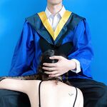 트위터 팔로어 30명을 보유한 인터넷 연예인 암캐 [바실레바의 일기 Vasileva1122]가 복지 개인 사진 촬영에 등장했습니다. 암캐는 소변을 마시고 두 번 성관계를 갖도록 훈련 받았습니다.