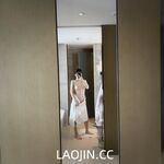 2024年6月流出，推特上的小空姐【Devil60209461】門檻199的付費福利，前凸後翹極品