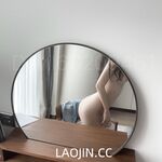 2024年6月流出，推特上的小空姐【Devil60209461】門檻199的付費福利，前凸後翹極品