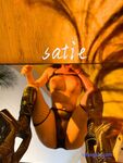 顶级反差婊钢琴舞蹈老师『Satie』甘心成为大肉棒弟弟的小母狗，露出紫薇调教SM啪啪，大长腿极品身材诱惑拉满