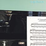 顶级反差婊钢琴舞蹈老师『Satie』甘心成为大肉棒弟弟的小母狗，露出紫薇调教SM啪啪，大长腿极品身材诱惑拉满