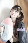 The innocent and beautiful girl "Jiang Zicai" shows her face in a welfare private photoshoot. The pure and beautiful little fairy is a super legal kawaii little loli, with a super super figure that is wirelessly reverie!