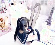 清纯反差小母狗Twitter萝莉『蔡小熊』福利，可爱乖巧的小妹妹怎么能这么烧呢？一线天白虎嫩穴自己插出白浆