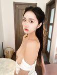 Top female model reveals her face and leaks secrets! Thousands of people want to buy the complete view of the goddess with millions of fans [Huan'er]. She has good looks and a good figure and is the favorite of financial owners. She has leaked picture