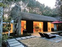 重磅佳作！人生赢家推特富豪大神【海盗船长】私拍第三弹，重金全包多位九头身极品外围女神淫乱大轰趴