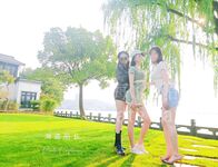 重磅佳作！人生赢家推特富豪大神【海盗船长】私拍第三弹，重金全包多位九头身极品外围女神淫乱大轰趴