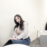 九頭身極品女神！推特天然巨乳網紅【晴紫】福利群不雅私拍，生孩子後奶水充足群內賣人奶