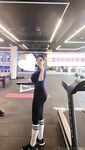 九頭身極品女神！推特天然巨乳網紅【晴紫】福利群不雅私拍，生孩子後奶水充足群內賣人奶