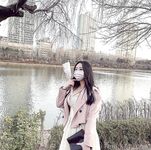 九頭身極品女神！推特天然巨乳網紅【晴紫】福利群不雅私拍，生孩子後奶水充足群內賣人奶