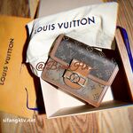 苗条教师小母狗『小熊驾驶员』最新性爱私拍喜欢露出内射和西蓝花健身博主互动一起操娇小女