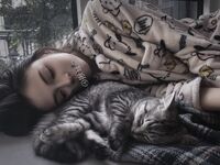 Dewi terkemuka yang kelihatan bintang "menarik telinganya" dipenuhi dengan ayam jantan besar seorang lelaki, yang dilincirkan dan basah, dan farajnya dilincirkan dan hangat daripada orang luar, dewi itu diam-diam seorang jalang yang perlu disetu