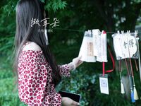 Dewi terkemuka yang kelihatan bintang "menarik telinganya" dipenuhi dengan ayam jantan besar seorang lelaki, yang dilincirkan dan basah, dan farajnya dilincirkan dan hangat daripada orang luar, dewi itu diam-diam seorang jalang yang perlu disetu