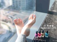 Kontras atas dewi memancut! Selebriti Twitter yang berkaki panjang dan cantik [hanyx051 Han Yaqian] mempunyai set pemandangan tanpa air yang lengkap, dengan pelbagai alat pemancut kaki myrtle crape, ayam jantan dan syahwat.