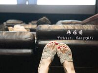 Kontras atas dewi memancut! Selebriti Twitter yang berkaki panjang dan cantik [hanyx051 Han Yaqian] mempunyai set pemandangan tanpa air yang lengkap, dengan pelbagai alat pemancut kaki myrtle crape, ayam jantan dan syahwat.