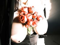 超级巨乳J杯罩甜甜大尺度私拍与摄影师啪啪