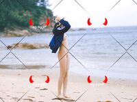 最新7月無水福利！推特優質情侶【mympet】女主身材一流，喜歡挑戰各種難度人前露出，聖水遛狗調教啪啪