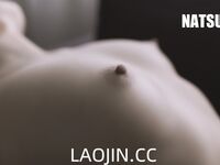 2024年6月、[NatsuX]がボディ写真の専門家であることが流出しました。中国人モデルの局部をクローズアップしたもので、彼女のピンク色で美しいマンコはとても美しいので、強くお勧めします！