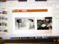 最新7月無水首發福利！推特極品OL風氣質御姐【Jeff_Jarvis】紫薇露出啪啪記錄，浴室貼門後入奶子都壓變形了