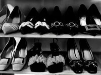 最新7月無水首發福利！推特極品OL風氣質御姐【Jeff_Jarvis】紫薇露出啪啪記錄，浴室貼門後入奶子都壓變形了